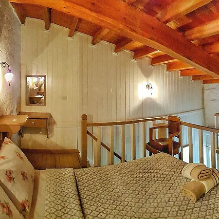 Lilyum Butik Otel *